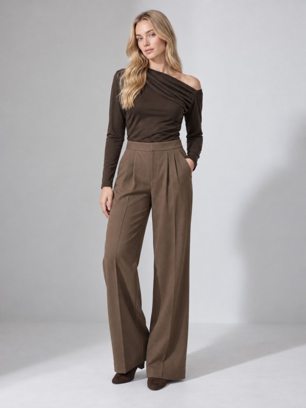 Wide leg pleated trousers