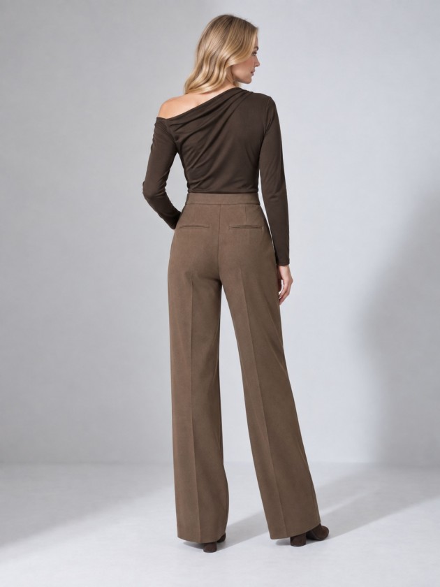 Wide leg pleated trousers