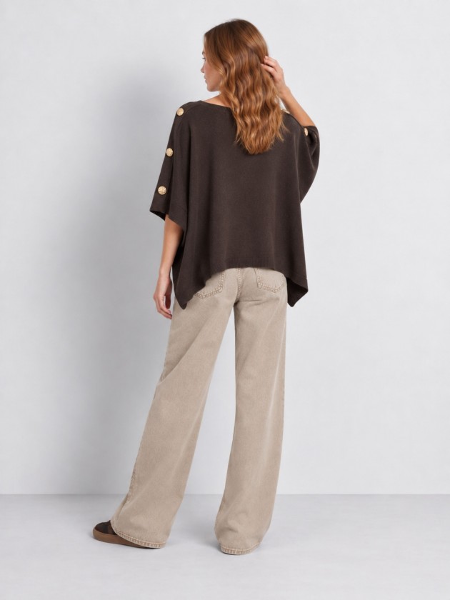 Knitted sweater with appliqués Knitted sweater with appliqués