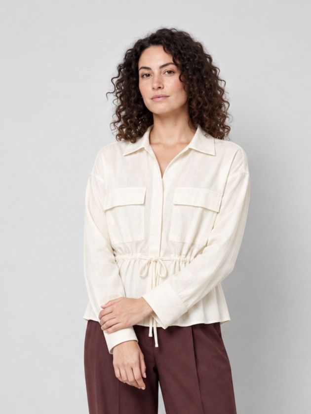 Camisa com cord�o na cintura