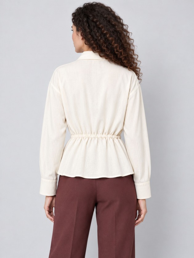 Camisa com cord�o na cintura