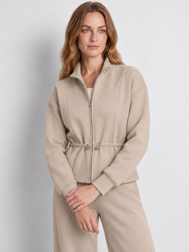 Jacket with zipper and drawstring. Jacket with zipper and drawstring.
