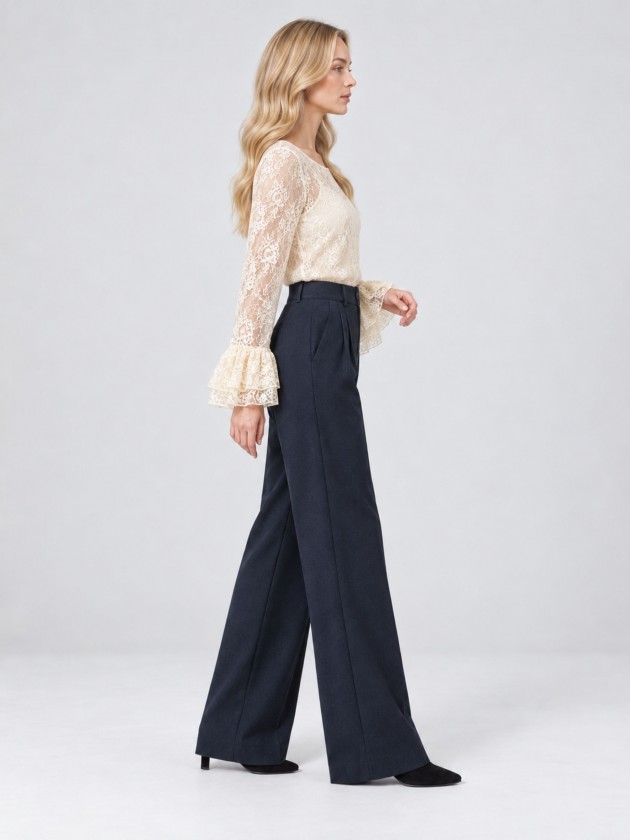Wide leg pleated trousers