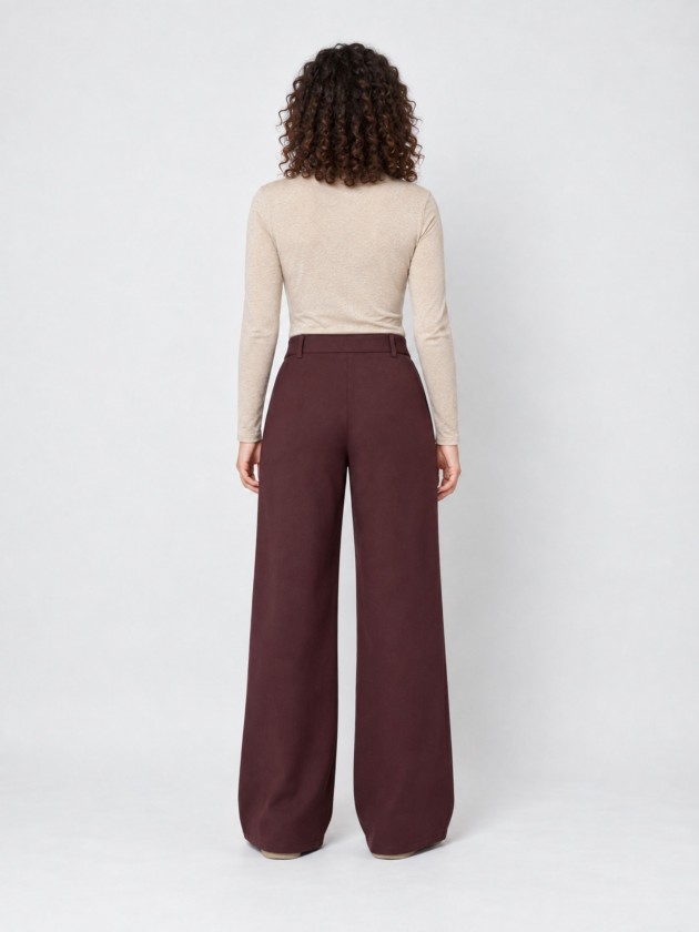 Wide leg pleated trousers