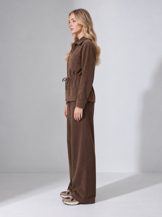 Jacket with adjustable drawstring