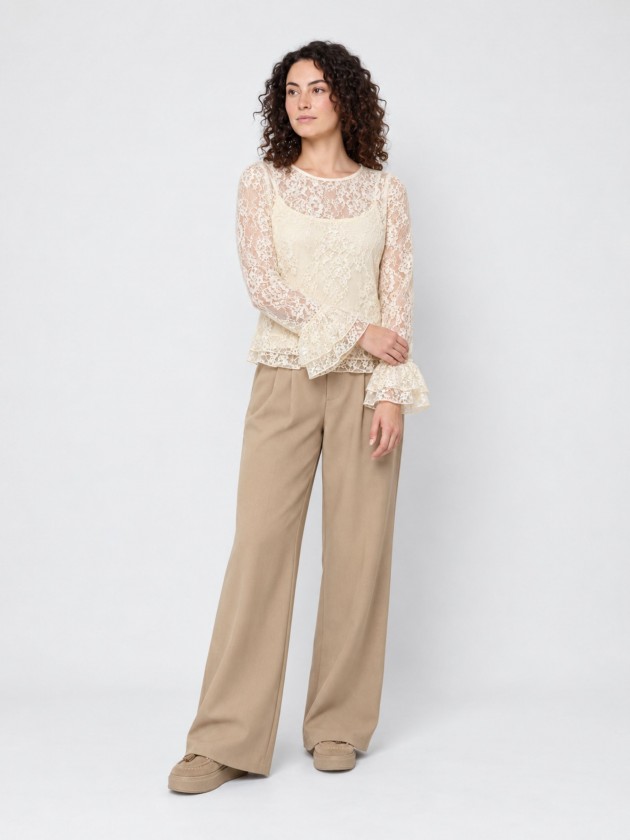 Lace top with ruffles
