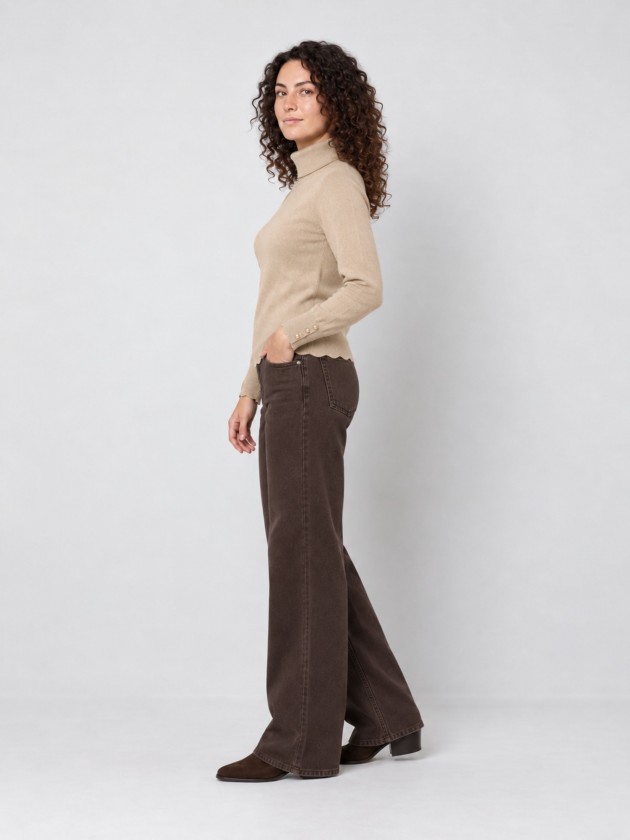 Camisola de malha com gola alta