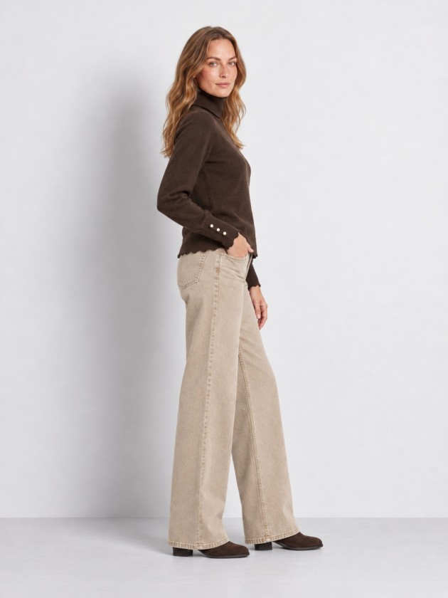 Camisola de malha com gola alta