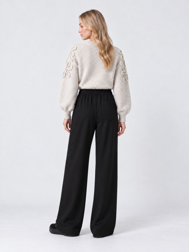 Wide-leg trousers with elastic waistband