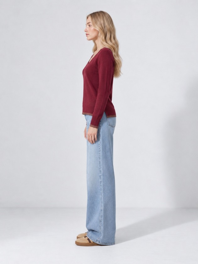 Knitted sweater with a v-neck Knitted sweater with a v-neck
