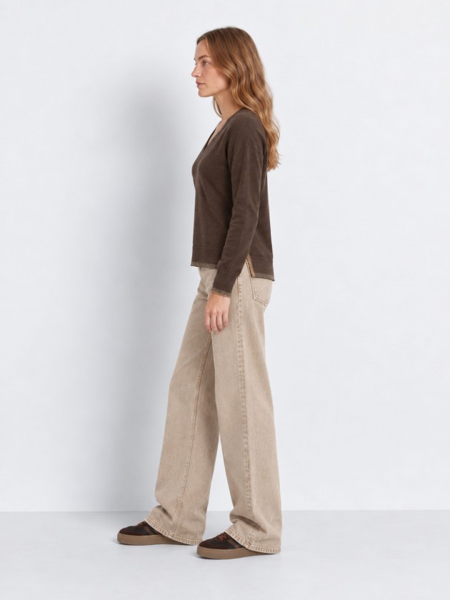 Knitted sweater with a v-neck Knitted sweater with a v-neck