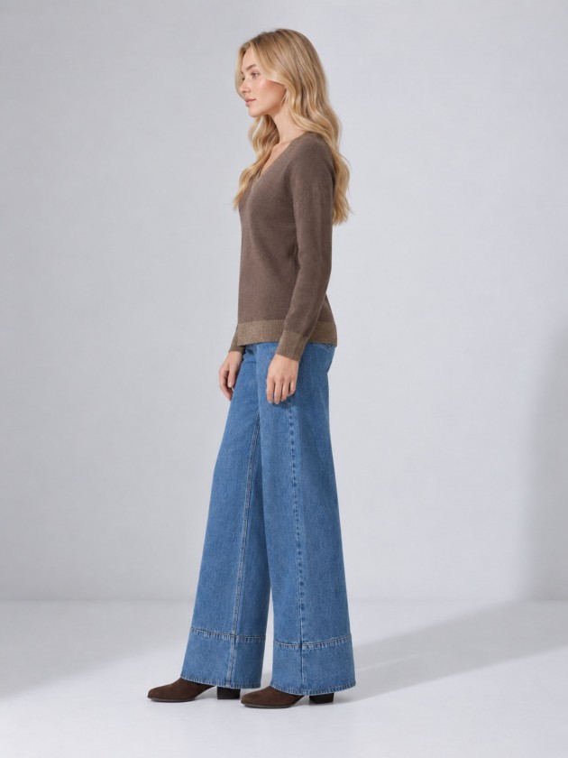 Knitted sweater with a v-neck Knitted sweater with a v-neck