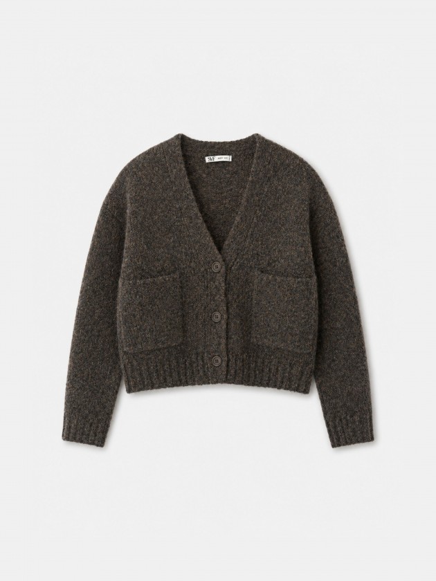 Knitted jacket with pockets