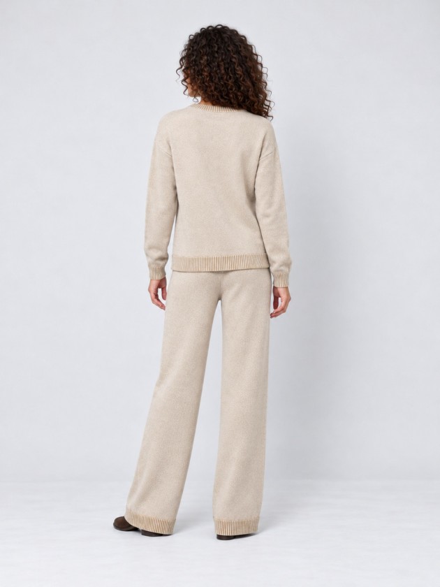 Basic knit sweater
