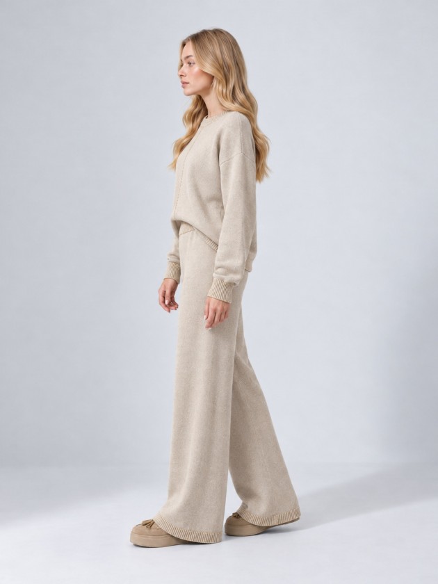 Wide leg knit pants