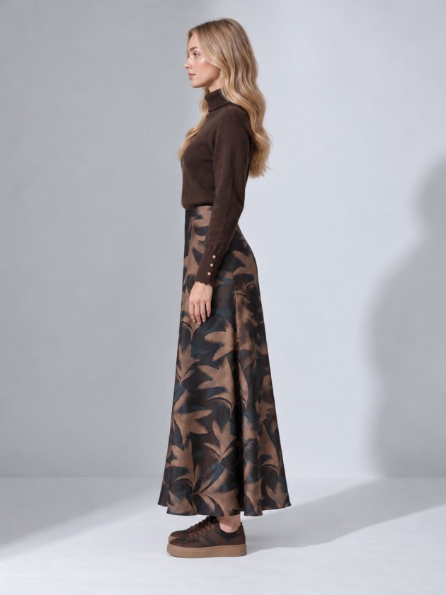 Long printed skirt