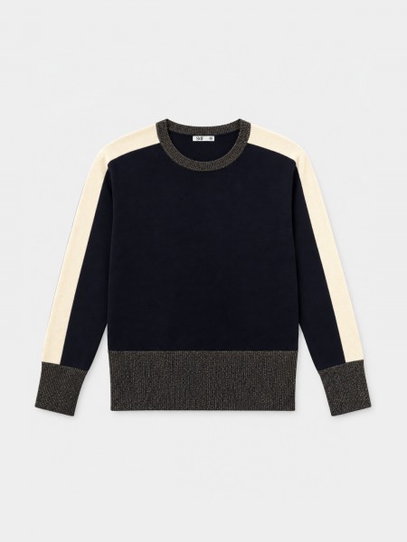 Knit sweater with lurex.